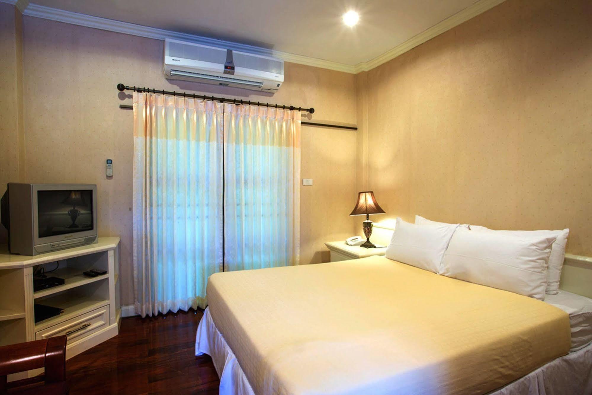 Pak Chong Chateau De Khaoyai Hotel & Resort מראה חיצוני תמונה