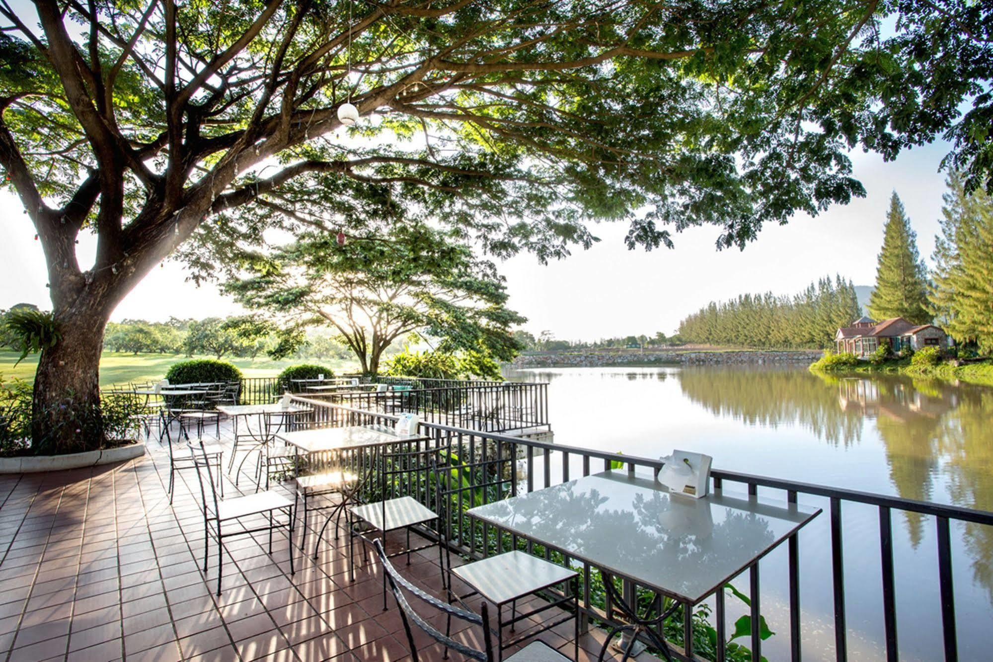 Pak Chong Chateau De Khaoyai Hotel & Resort מראה חיצוני תמונה